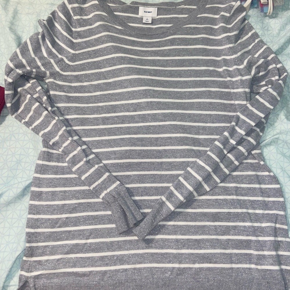 old navy long sleeve